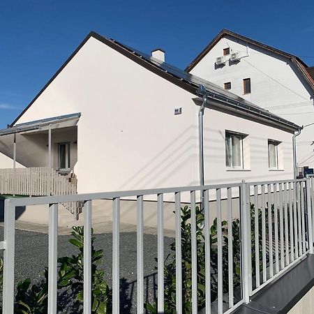 Villa Otthon A Balatonon Vendeghaz Keszthely Exterior foto